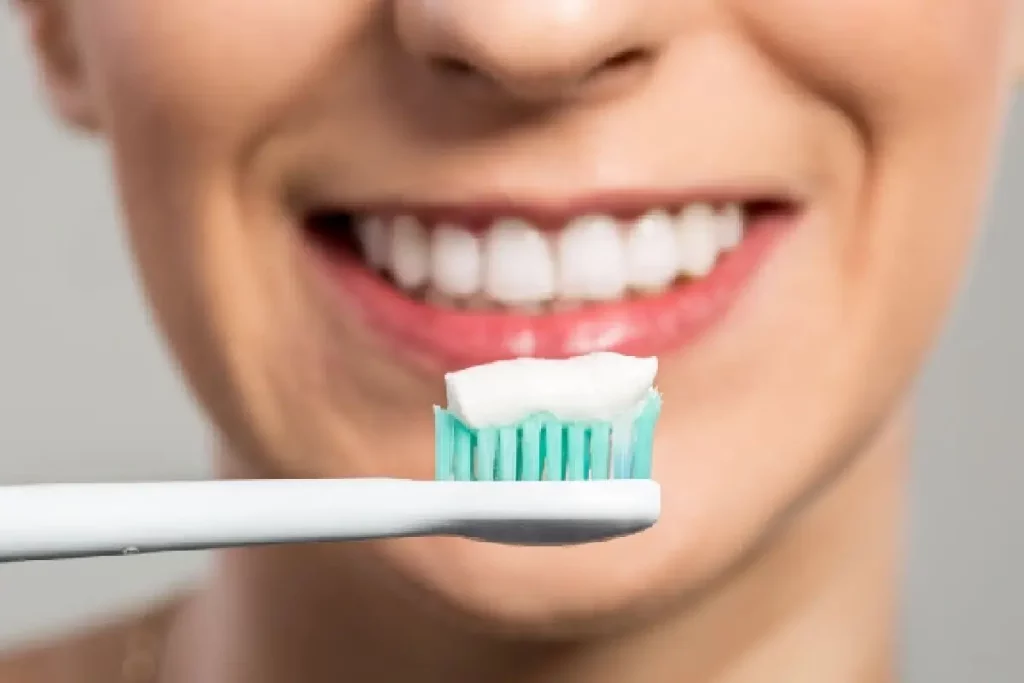 The Best Way To Brush Your Teeth To Smile For Life